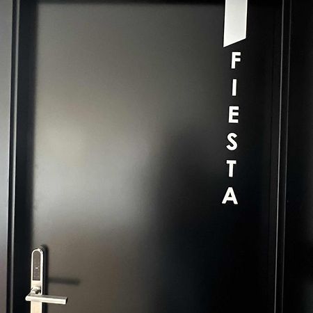 Fiesta Cama Individual Modern & Luxury Apartment Malaga Luaran gambar